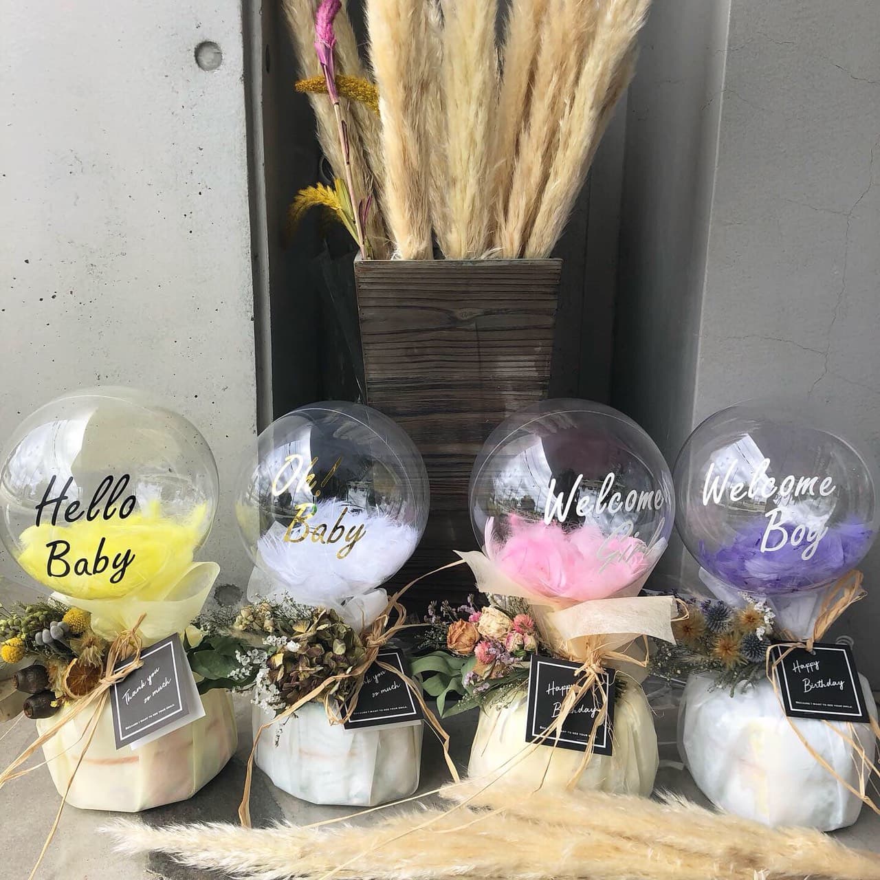 他とは被らないおしゃれなおむつケーキ 熊本の花屋 バルーンショップkiki 光の森の花 バルーン専門店kiki